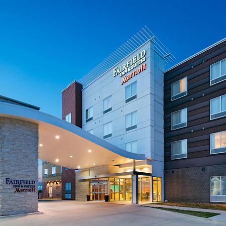 Fairfield Inn & Suites By Marriott Lincoln Airport Extérieur photo