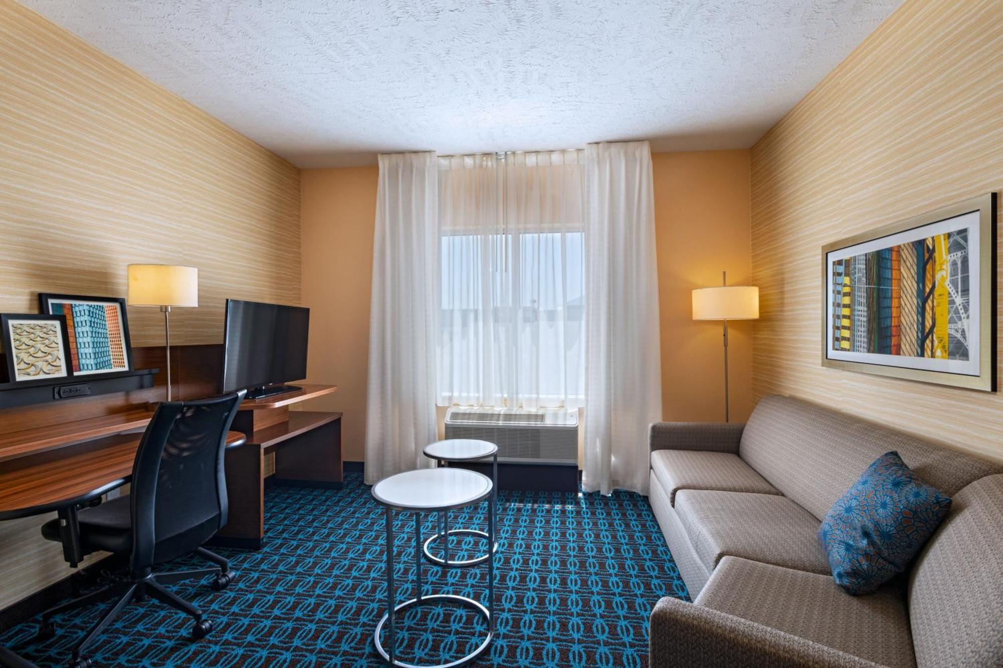 Fairfield Inn & Suites By Marriott Lincoln Airport Extérieur photo